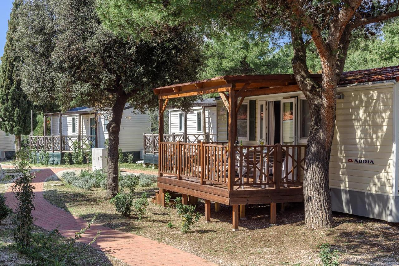 Salve Croatia Mobile Homes In Amadria Park Trogir Seget Vranjica Exterior foto